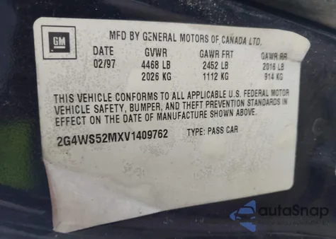 1997 Buick Century Custom z USA, uszkodzony, nr VIN 2G4WS52MXV1409762